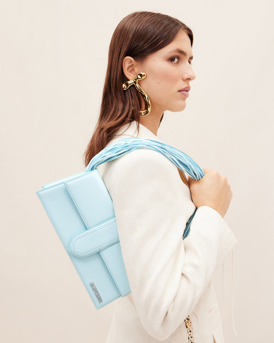 Buy Original 231BA051 3108 320 BLUE JACQUEMUS WOMEN BAG Price in Pakistan