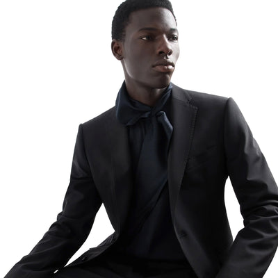 EM000478 TE10155 UC001 BLACK BEAUTY ARMANI SUIT