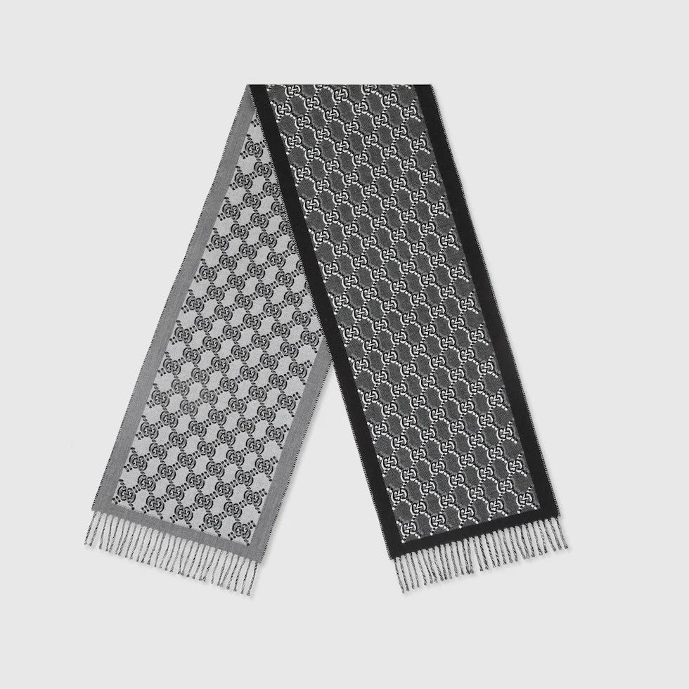 GREY GUCCI MEN SCARF