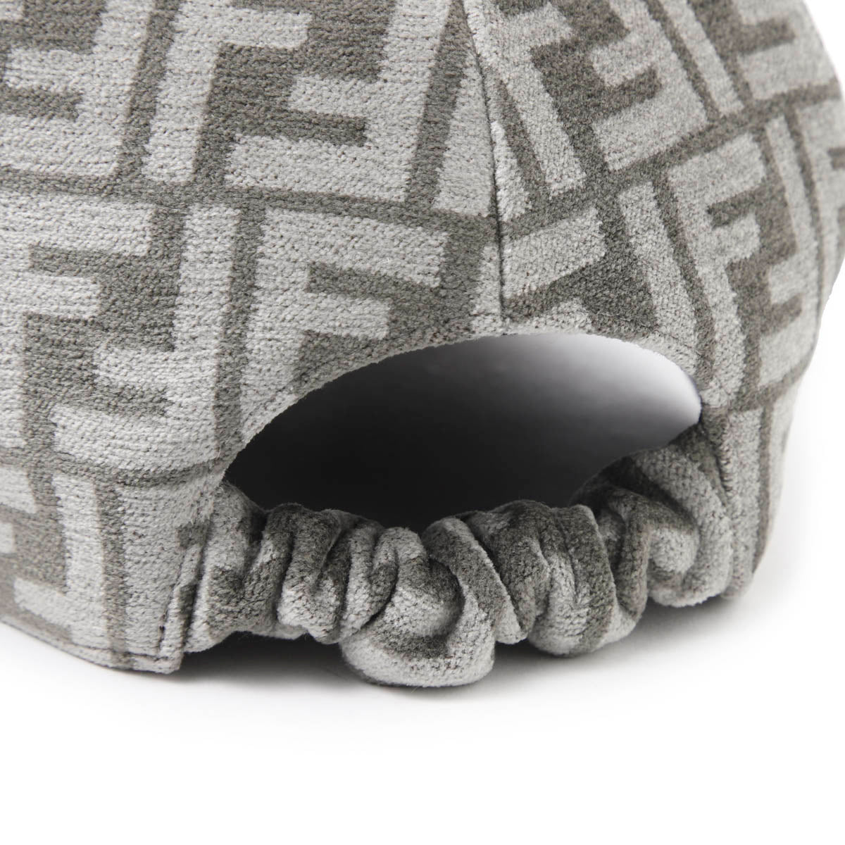 FXQ675ALSIF 1ISH FENDI MEN CAP