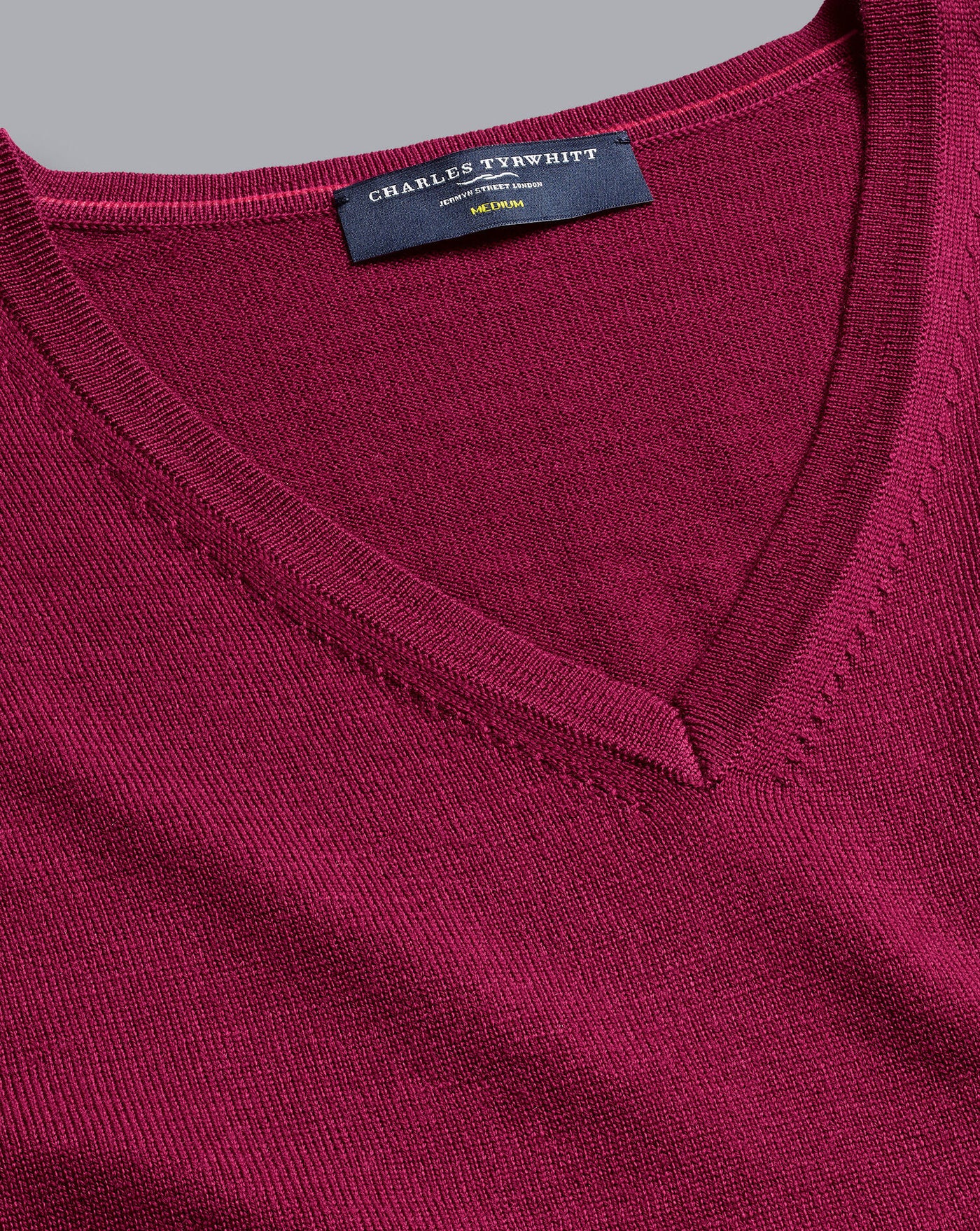 CHERRY PINK PURE MERINO V NECK JUMPER