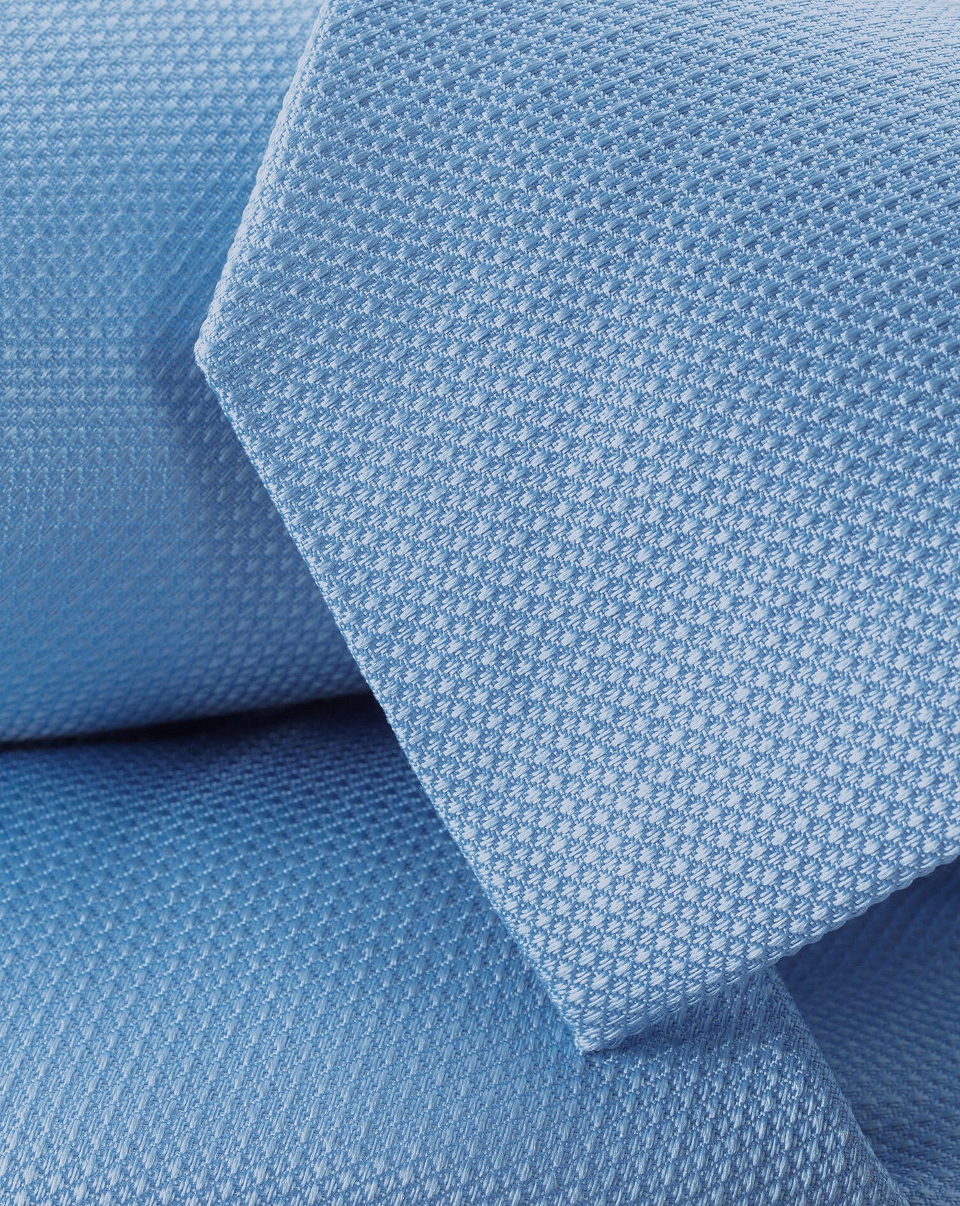 SKY BLUE SILK STAIN RESISTANT TIE