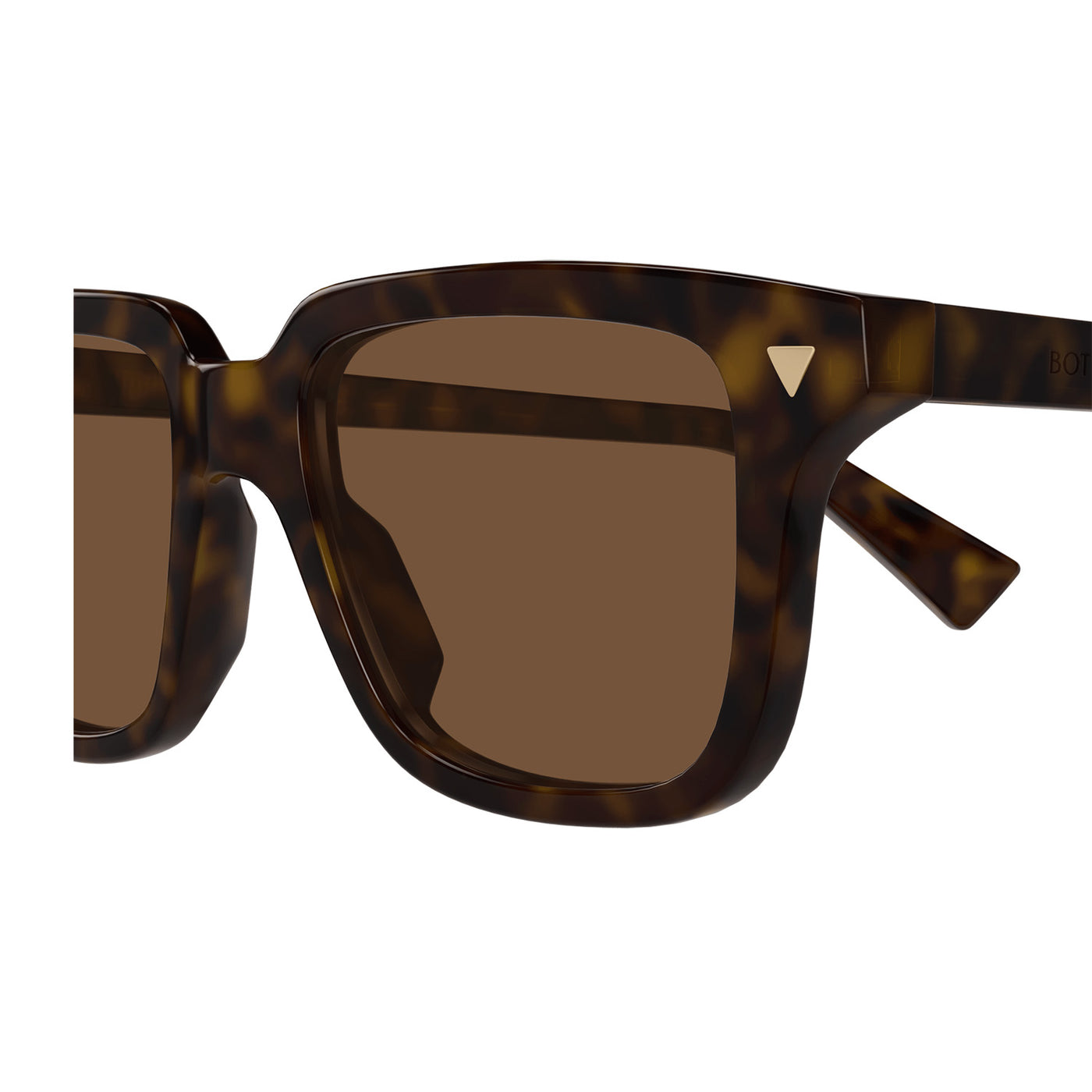 Triangle Iconic triangle studs on the front