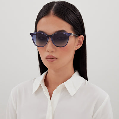 INITIATION Feminine soft cat eye shape