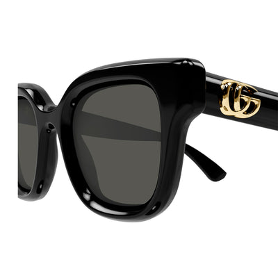 EMBLEM GG running logo embracing the curve of the bag FOR WOMEN