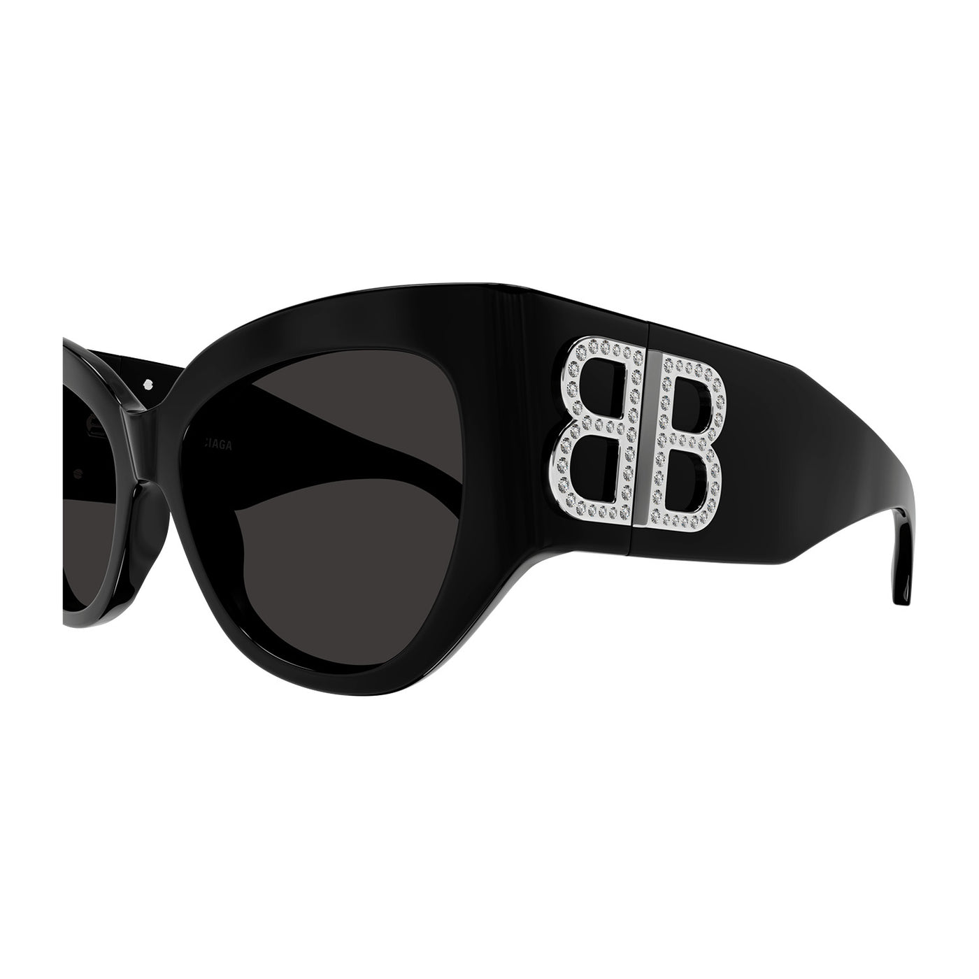 EVERYDAY wide cat-eye shape refined BB logo