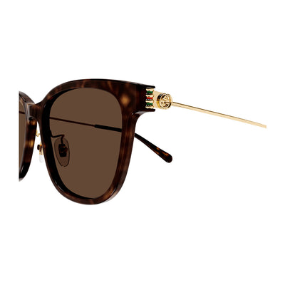 EMBLEM Oversize squared cat-eye shape. GG interlocking logo