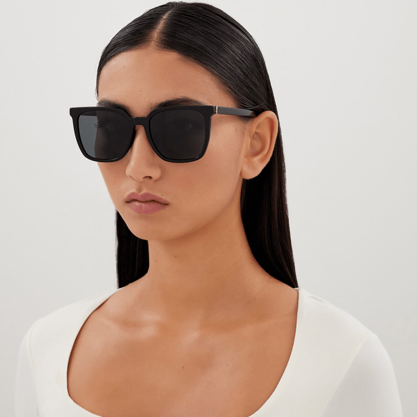 MONOGRAM NEW SUN STYLE OVERSIZED SQUARE SHAPE