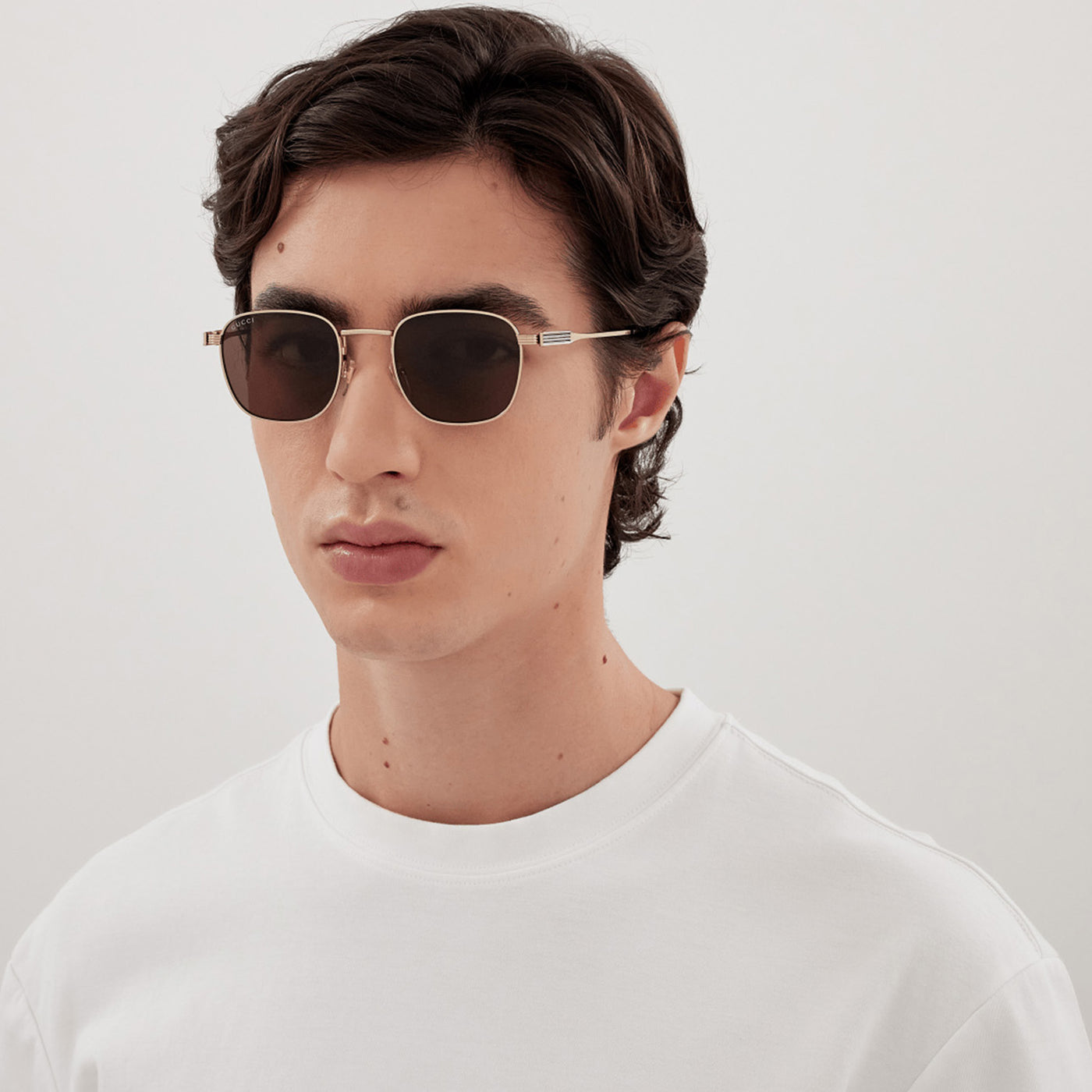 SIGN Squared shape. Gucci lettering logo FOR MEN