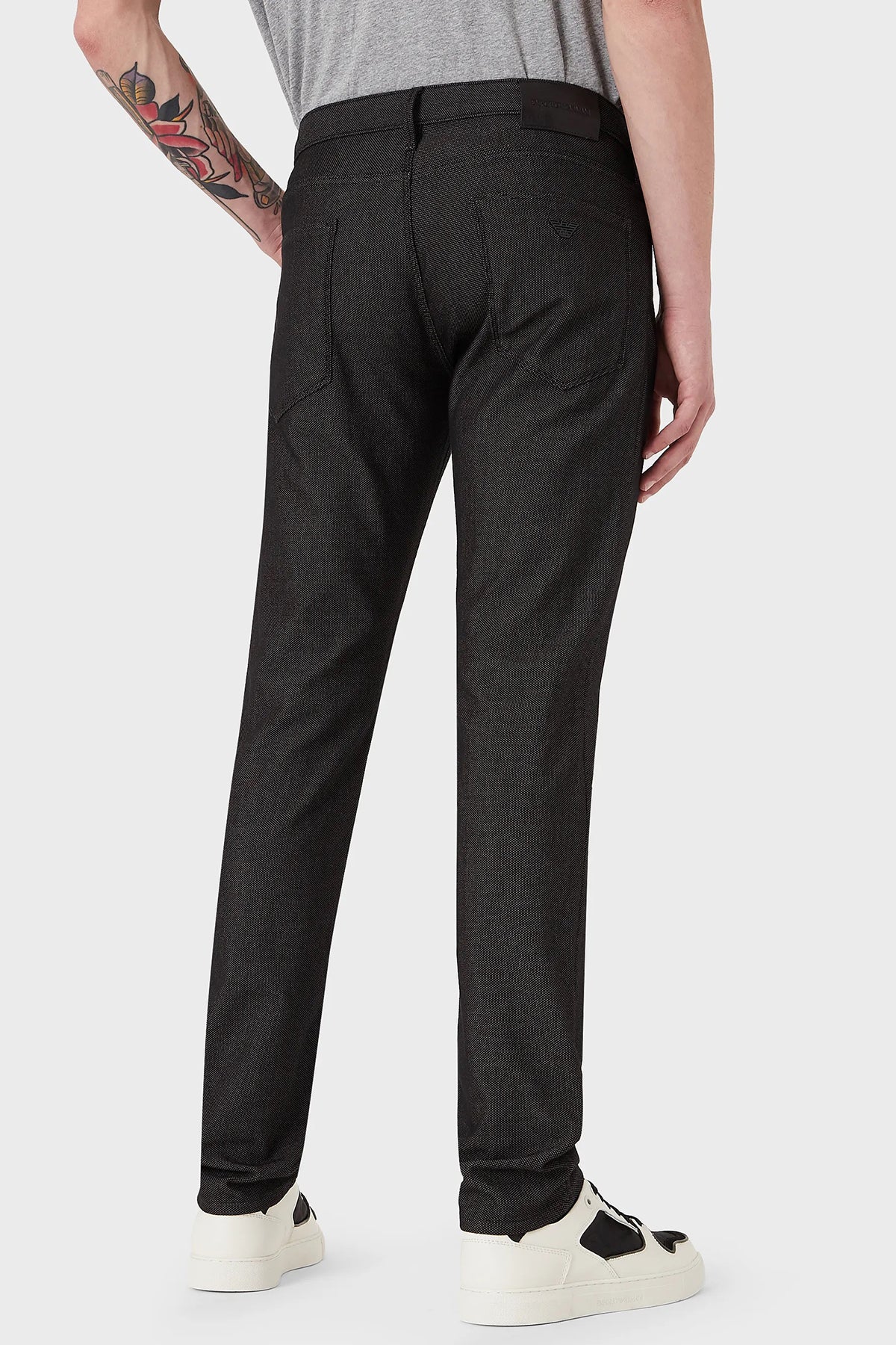 8N1J06 1N2NZ 0999 NERO ARMANI JEANS